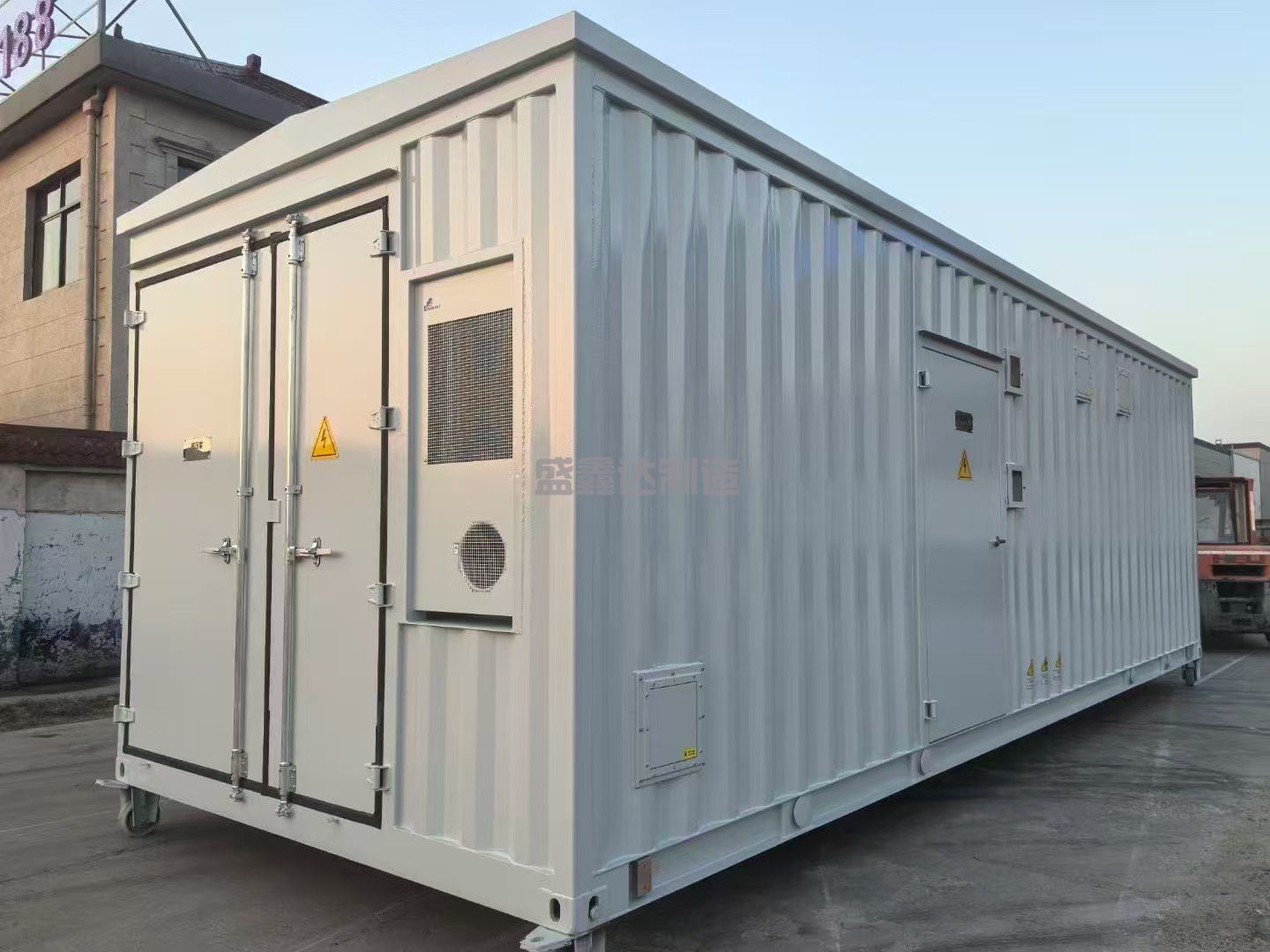 再具體說(shuō)一下電力預(yù)制艙內(nèi)部環(huán)境適應(yīng)性設(shè)計(jì)